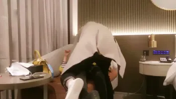 撩人小妖精 进门就哥哥我留下来陪你好吗？哥哥，哥哥，叫个不停-高清原版无水印