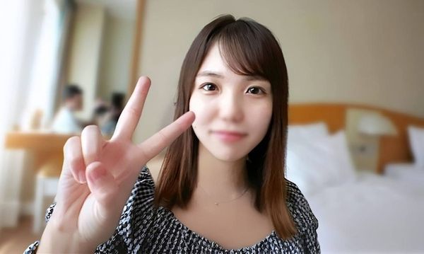 FC2 PPV 4781995 上京したての１８歳音大生